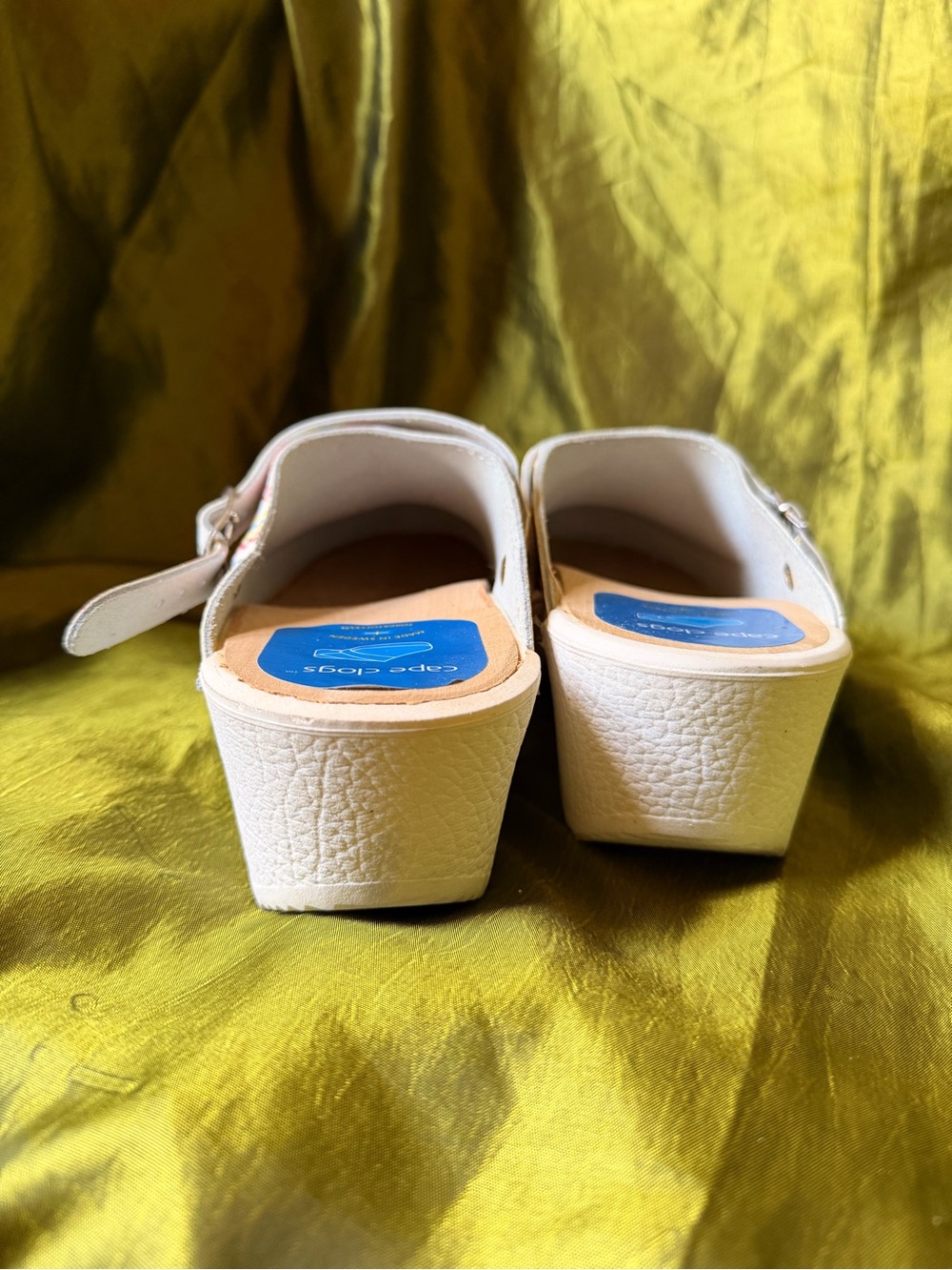 Torpatoffeln Colorful Circle Print Swiss Clogs - Picture 5 of 6